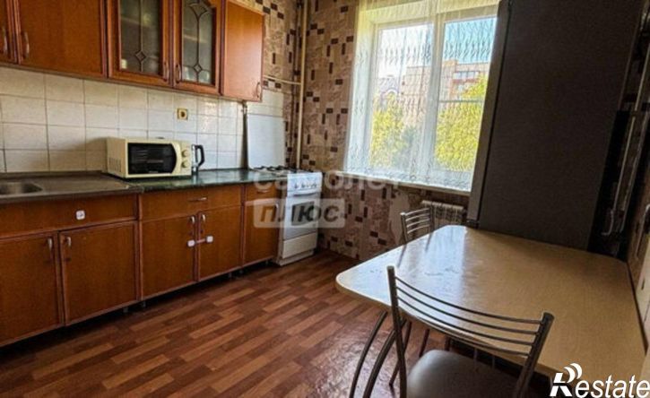 2-комн квартира пр-кт Имени 60-летия СССР, 5,  д. 5