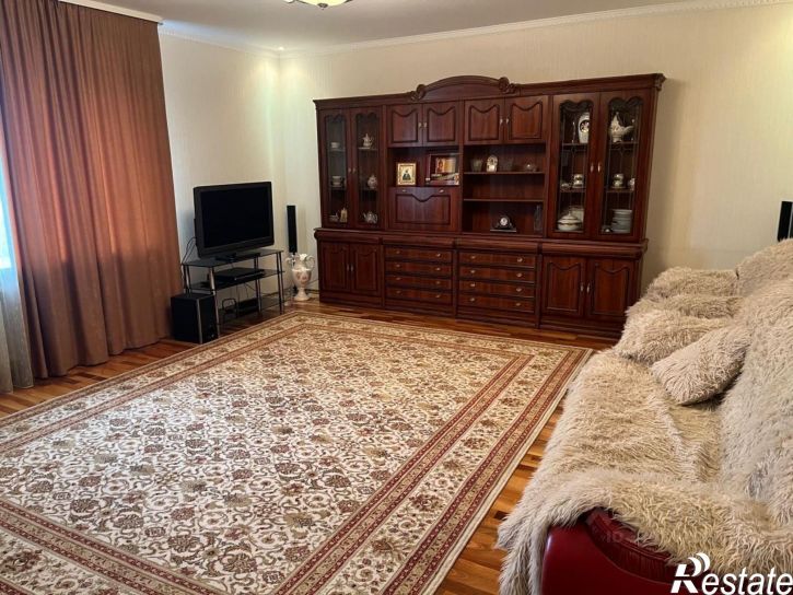 2-комн квартира ул Космонавтов, 24/1,  д. 24/1