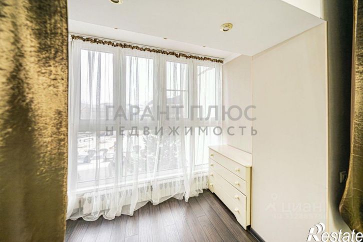 3-комн квартира улица Меркулова, 10А,  д. 10А