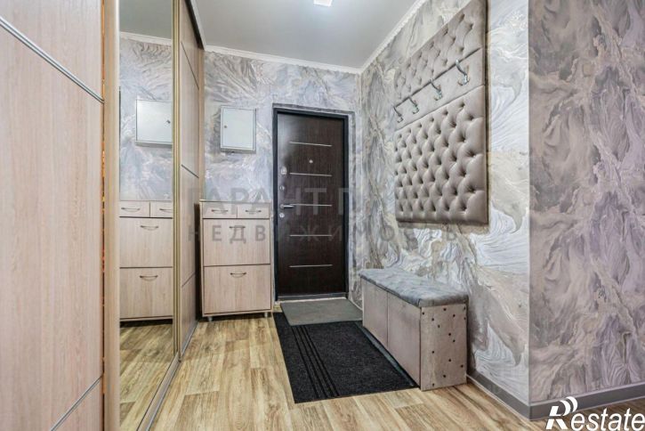 3-комн квартира ул Валентина Скороходова, 25,  д. 25