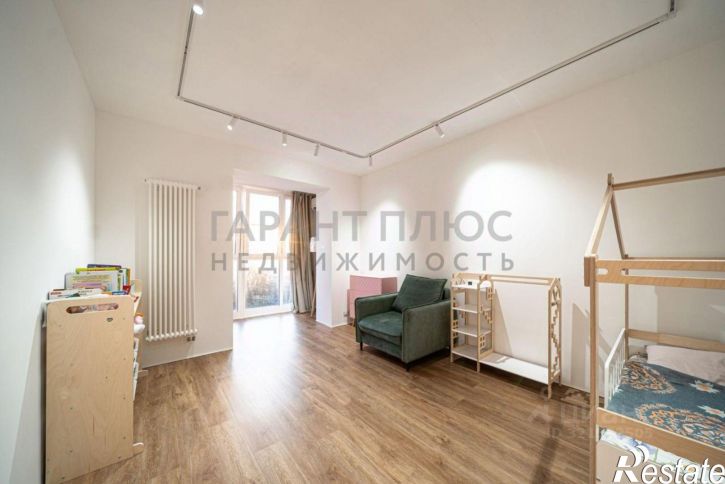 3-комн квартира ул Нижняя Логовая, 6,  д. 6