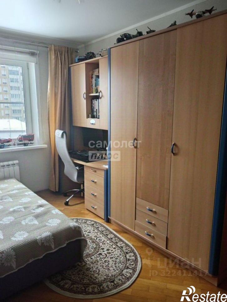 4-комн квартира проспект Победы, 77,  д. 77