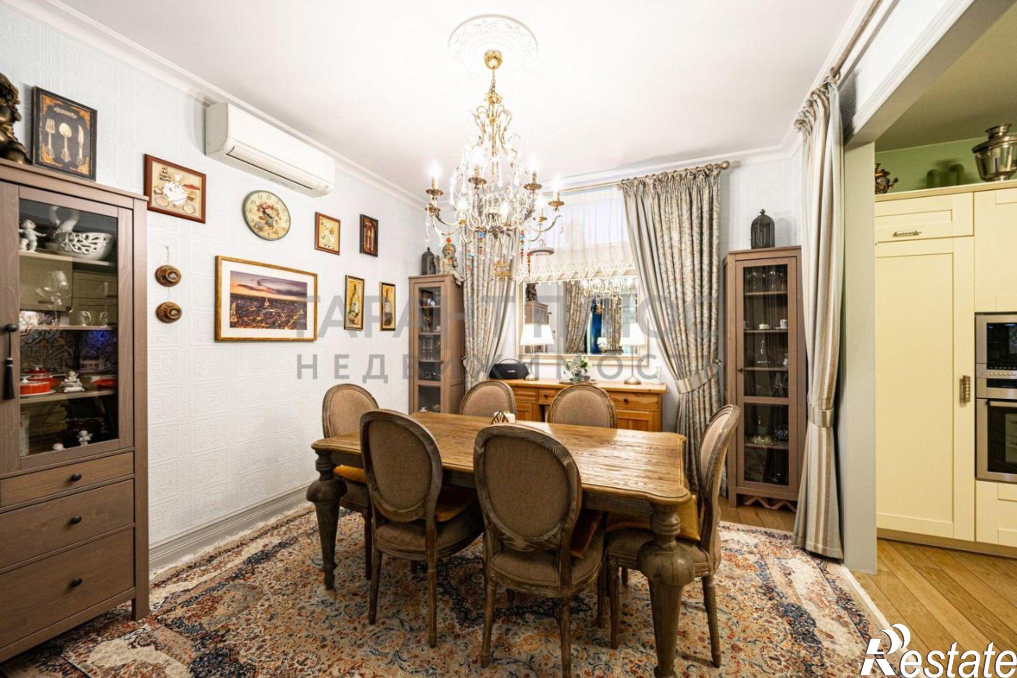 Сдать дачу, дом, коттедж за 200 000 рублей на ул Нижняя Логовая, 4