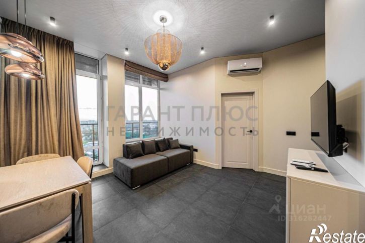 3-комн квартира ул Крайняя, 4,  д. 4