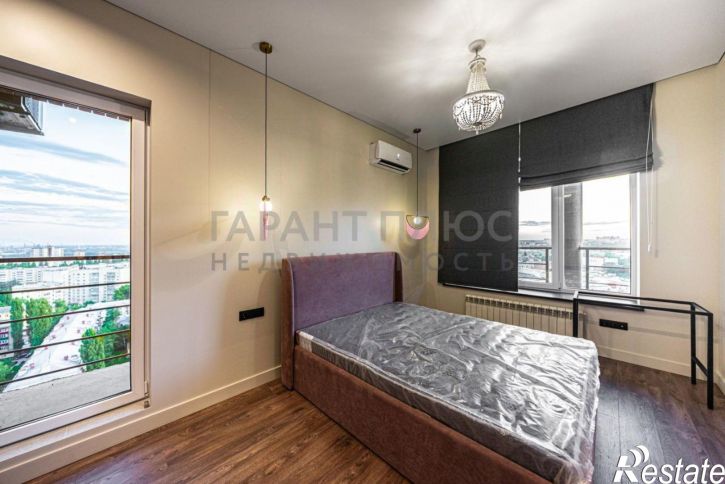 3-комн квартира ул Крайняя, 4,  д. 4