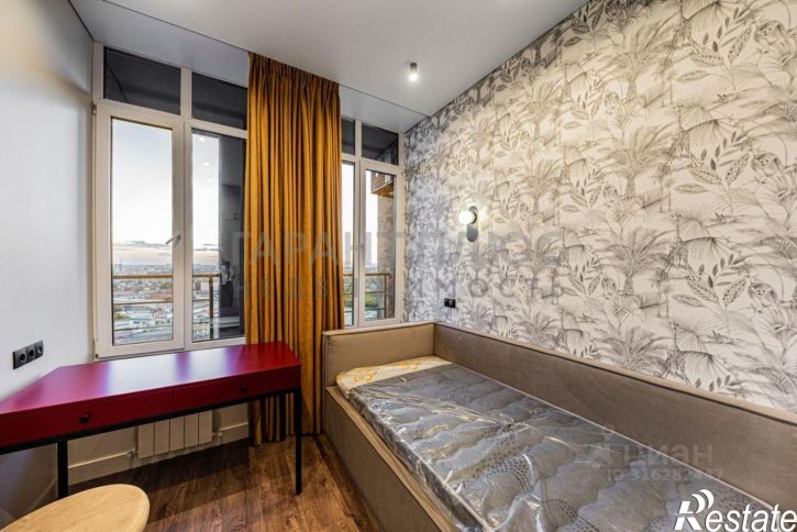 3-комн квартира ул Крайняя, 4,  д. 4