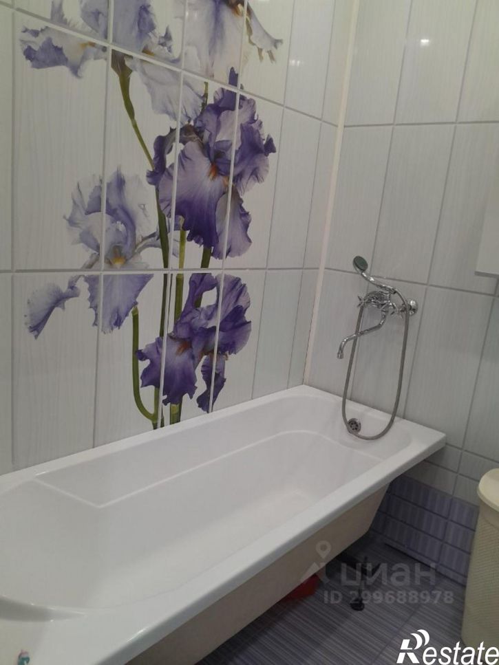 1-комн квартира ул Хренникова, 5,  д. 5