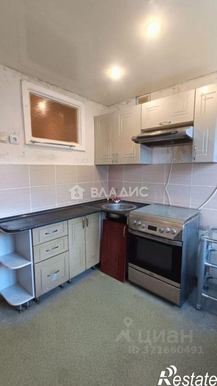 2-комн квартира ул Валентины Терешковой, 10/2,  д. 10/2