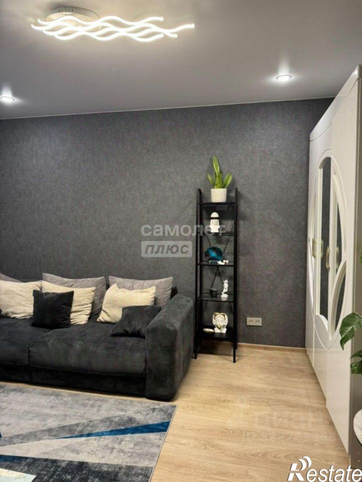 2-комн квартира ул Лутова, 2,  д. 2