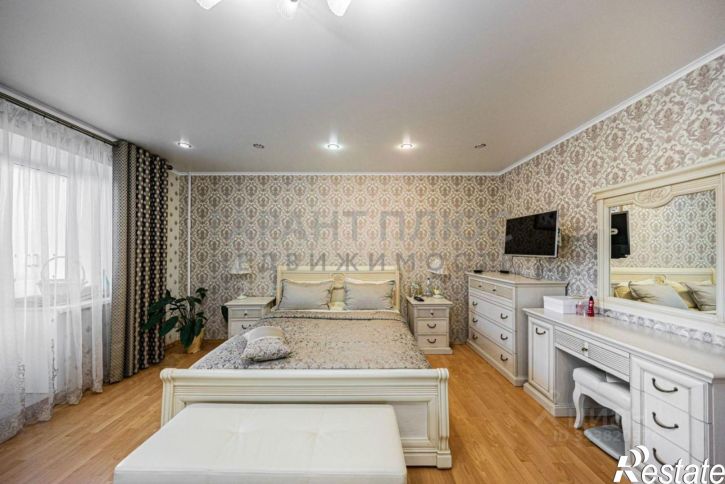 3-комн квартира ул 8 Марта, 3,  д. 3