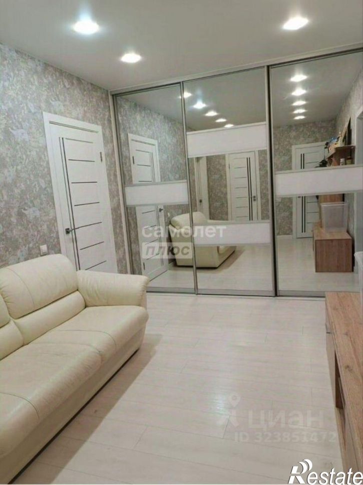 2-комн квартира ул Свиридова И.В., 24 1,  д. 24 1,  к. 1