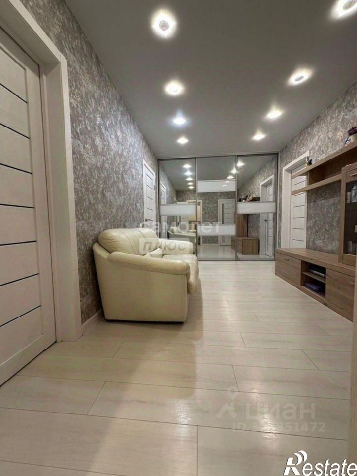 2-комн квартира ул Свиридова И.В., 24 1,  д. 24 1,  к. 1