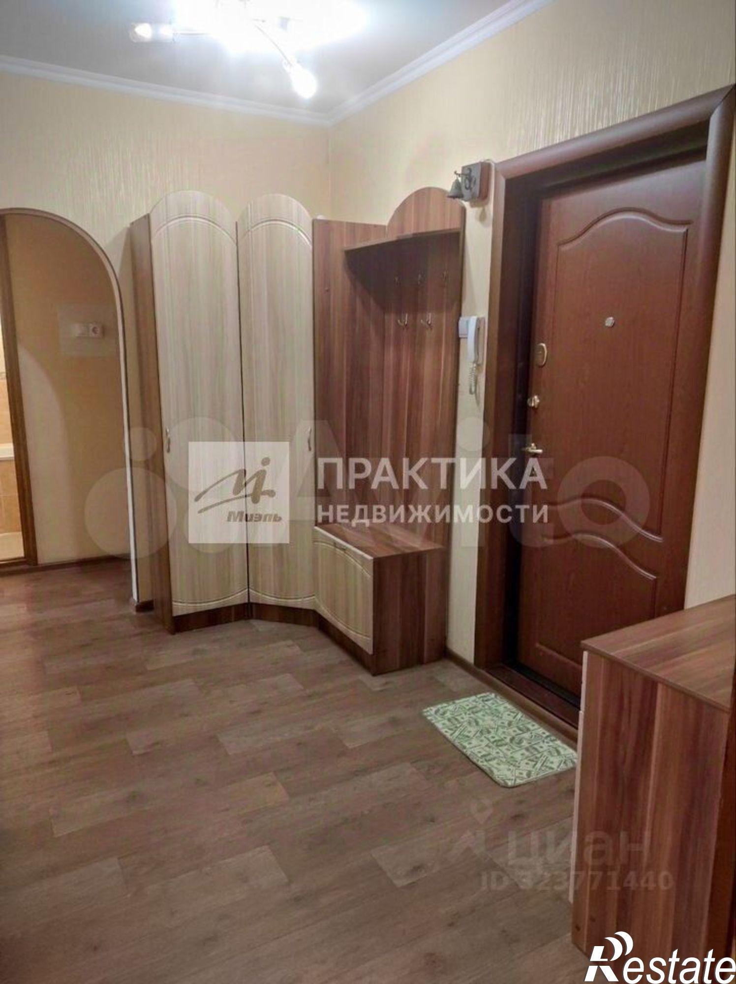 Сдать квартиру за 23 000 рублей на улица Неделина, 55