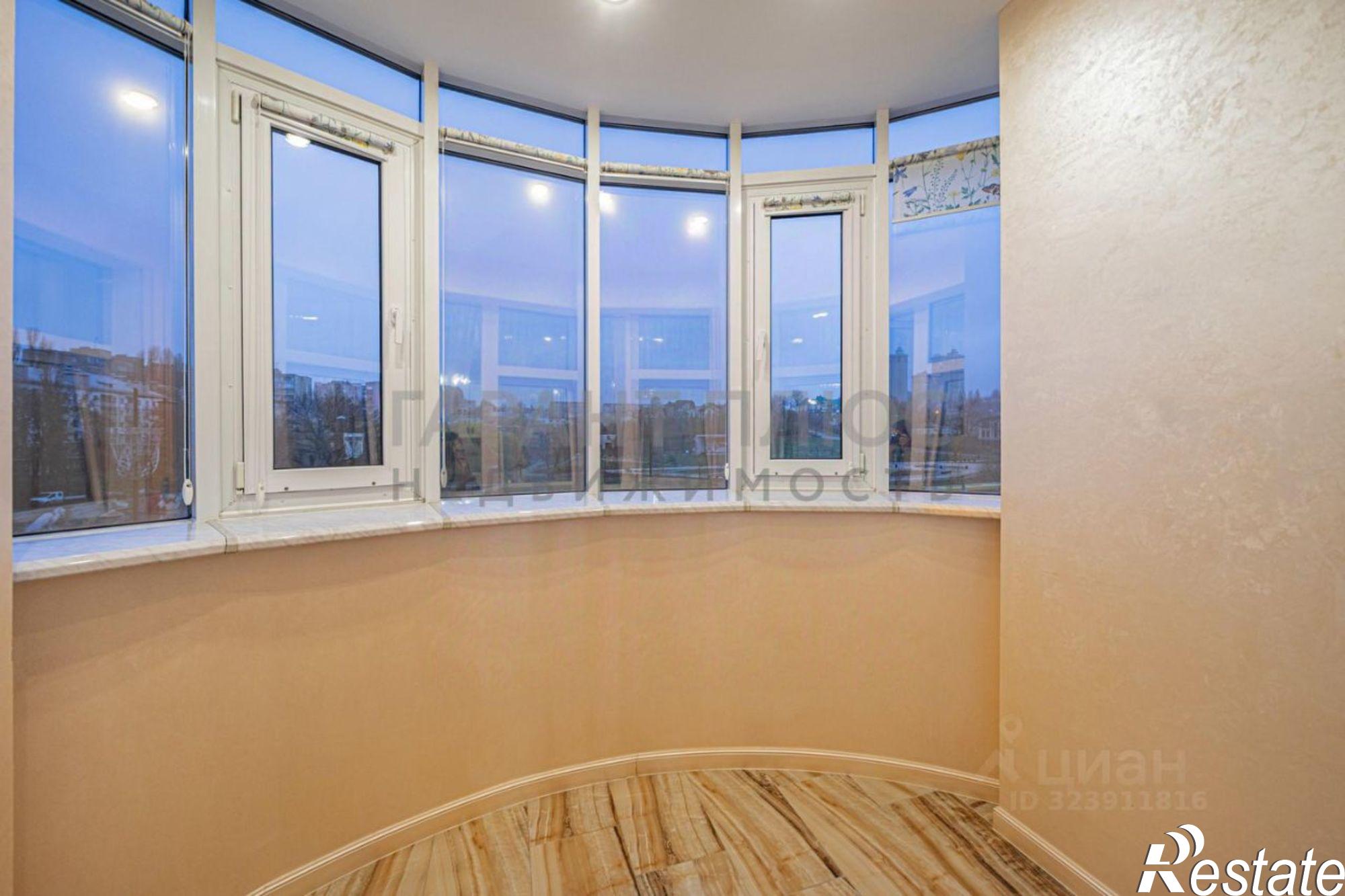 Сдать квартиру за 65 000 рублей на ул Кузнечная, 12