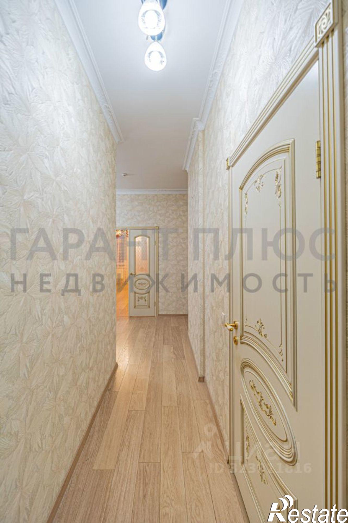 Сдать квартиру за 65 000 рублей на ул Кузнечная, 12