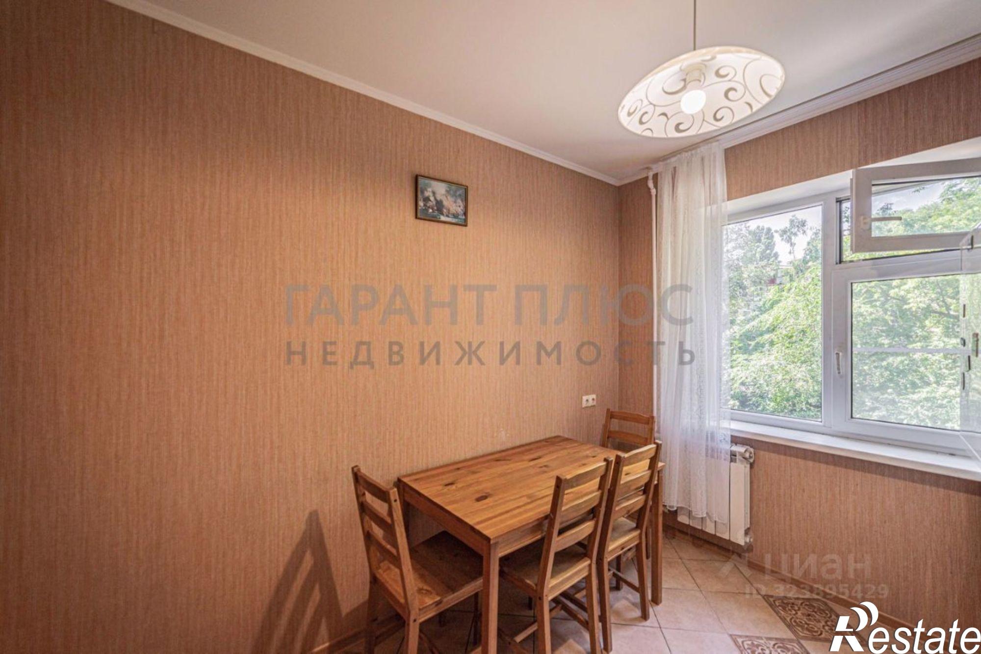 Сдать квартиру за 35 000 рублей на ул М.Горького, 1