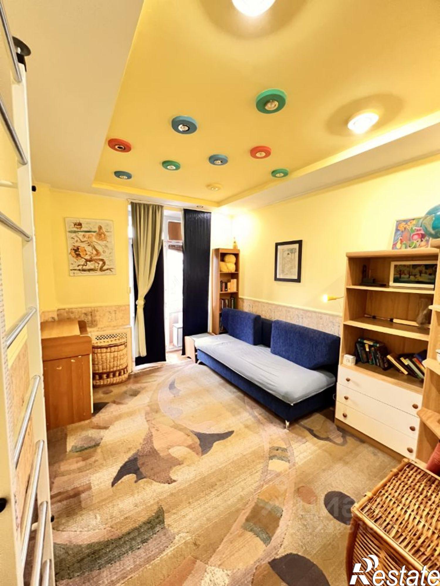 Купить квартиру за 4 500 000 рублей на Ленина-Соборная пл, 3