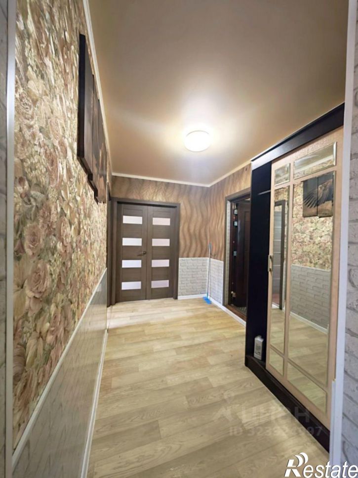 2-комн квартира мкр 15-й, 37,  д. 37