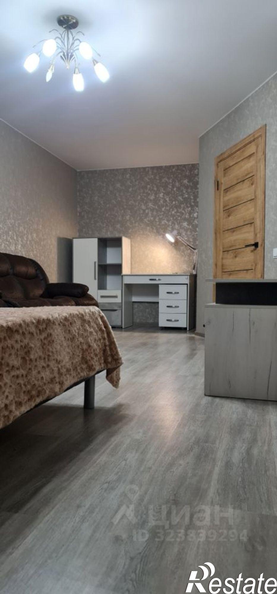 Сдать квартиру за 24 000 рублей на ул Замятина Е.И., 1б