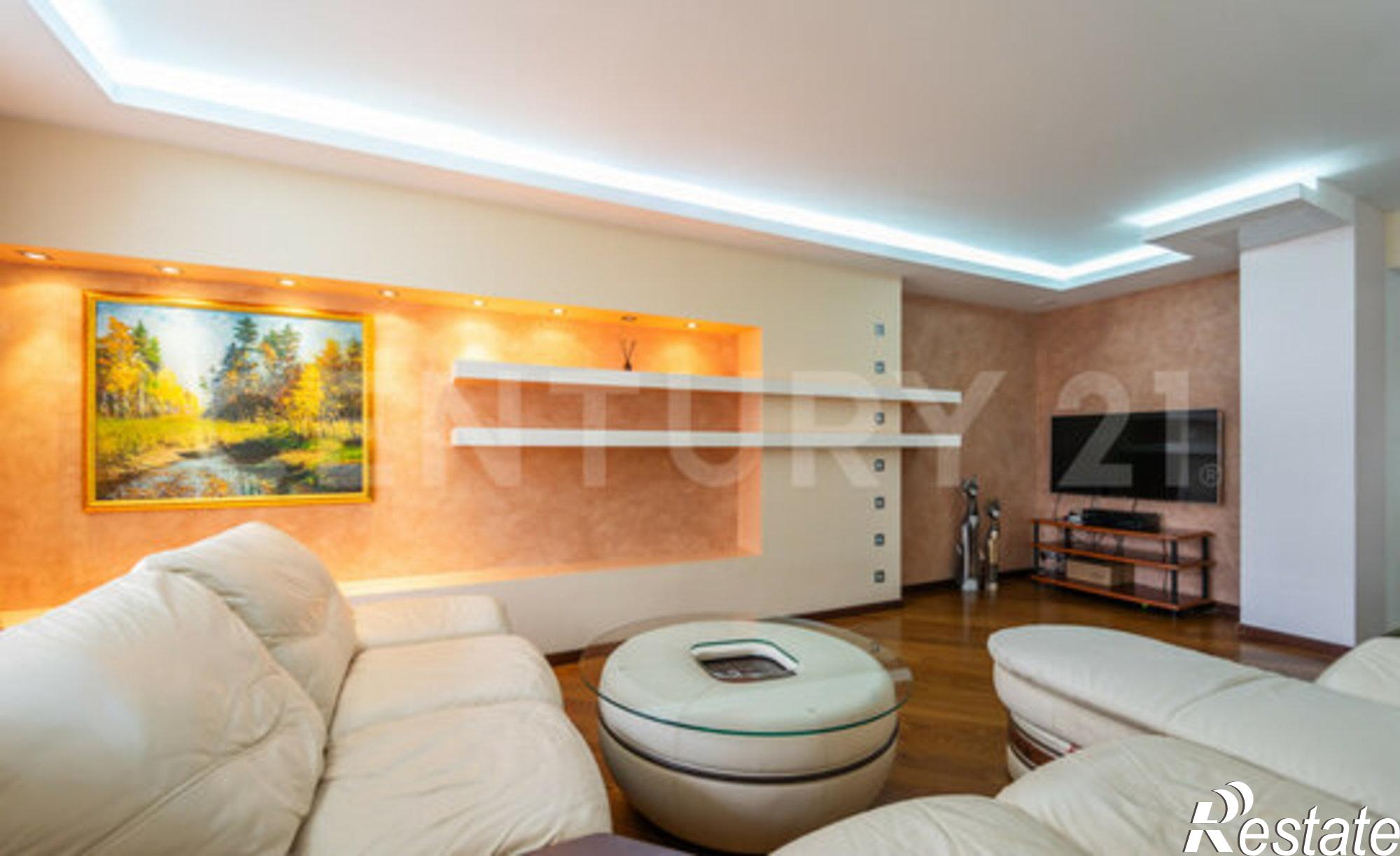 Купить квартиру за 14 300 000 рублей на ул П.И.Смородина, 7