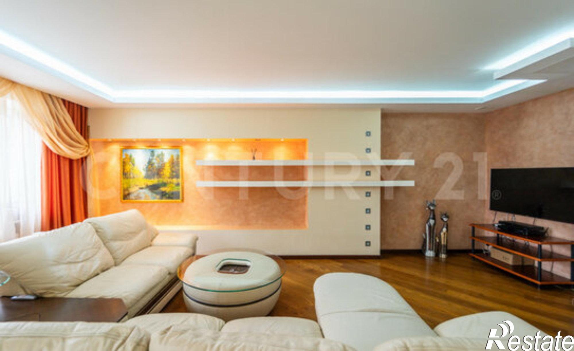 Купить квартиру за 14 300 000 рублей на ул П.И.Смородина, 7