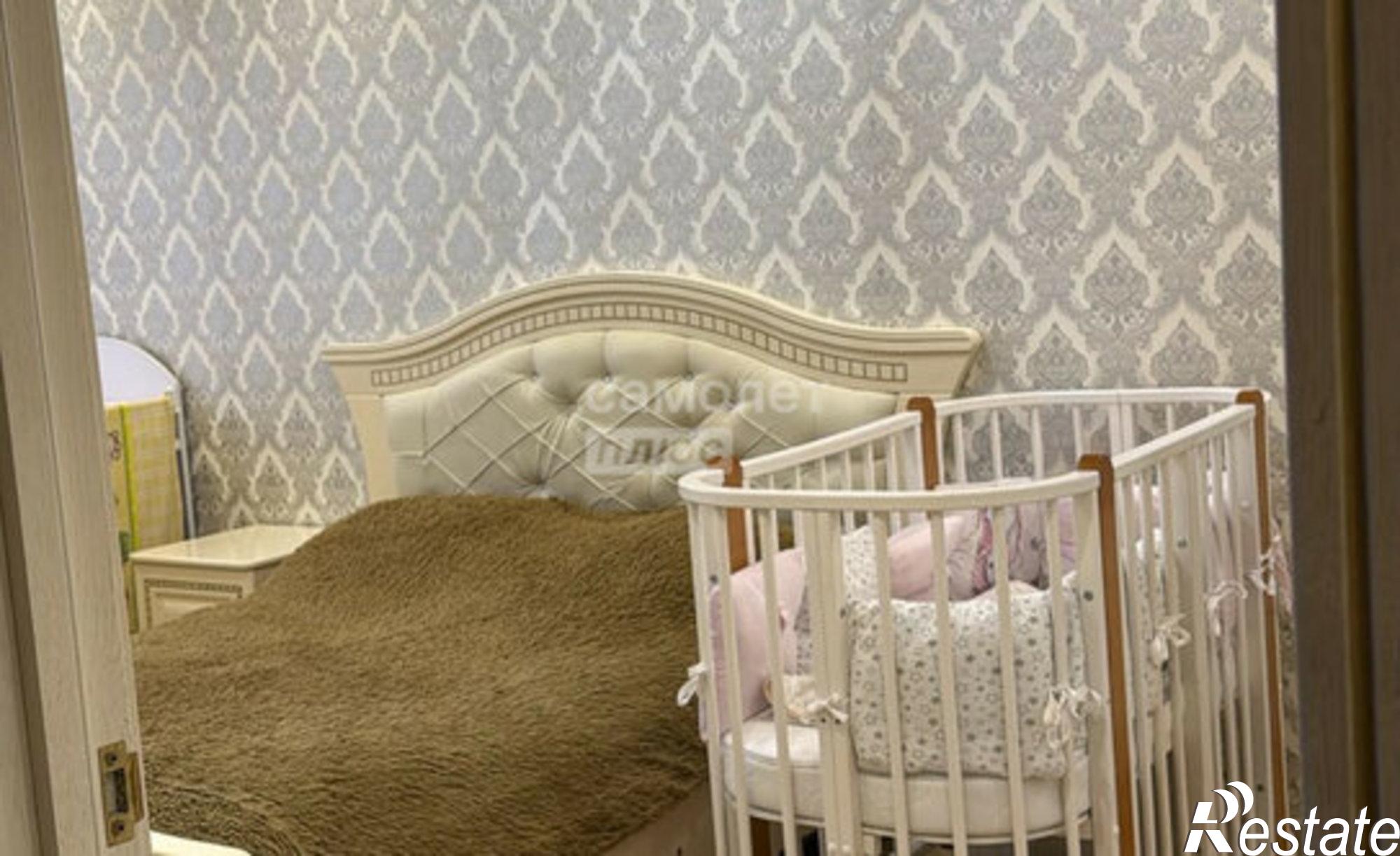 Купить квартиру за 10 980 000 рублей на ул Свиридова И.В., 24 1