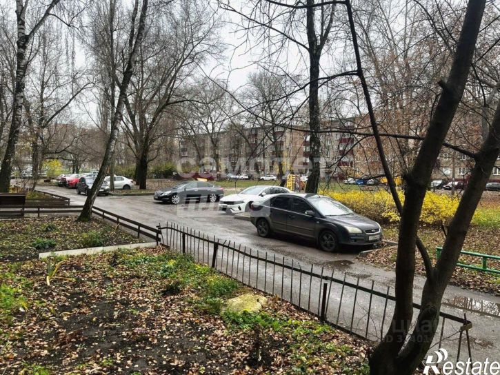 1-комн квартира улица Гагарина, 1,  д. 1