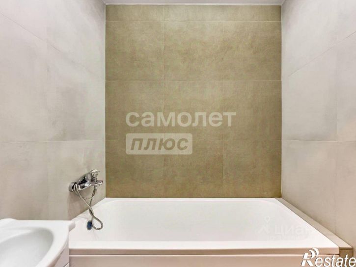 2-комн квартира в новом доме улица Механизаторов, 15а вл3,  д. 15а вл3