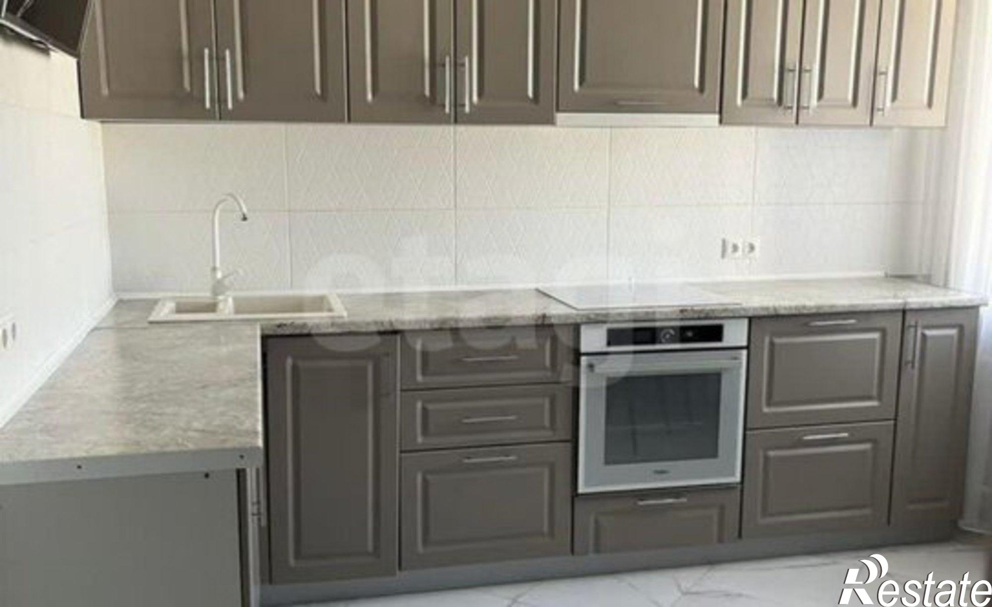 Купить квартиру за 8 800 000 рублей на пр-кт Победы, 128