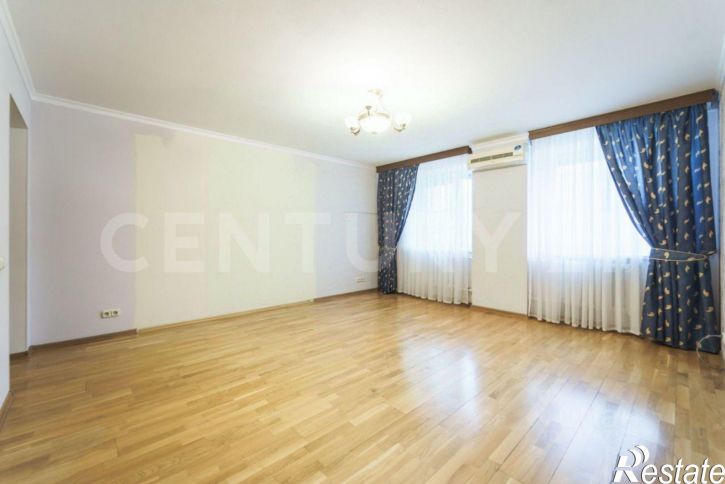 4-комн квартира ул им. Генерала Меркулова, 55,  д. 55