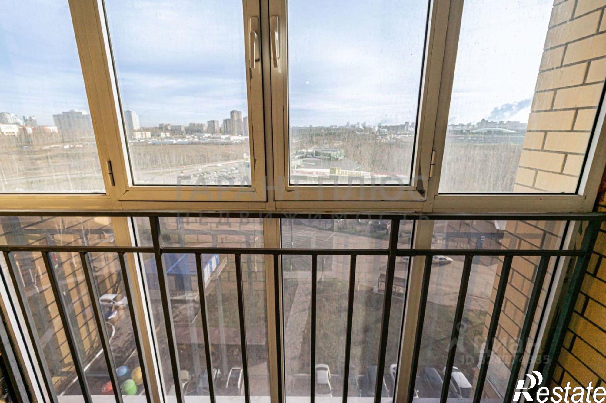 Сдать квартиру за 18 000 рублей на ул Хренникова, 1