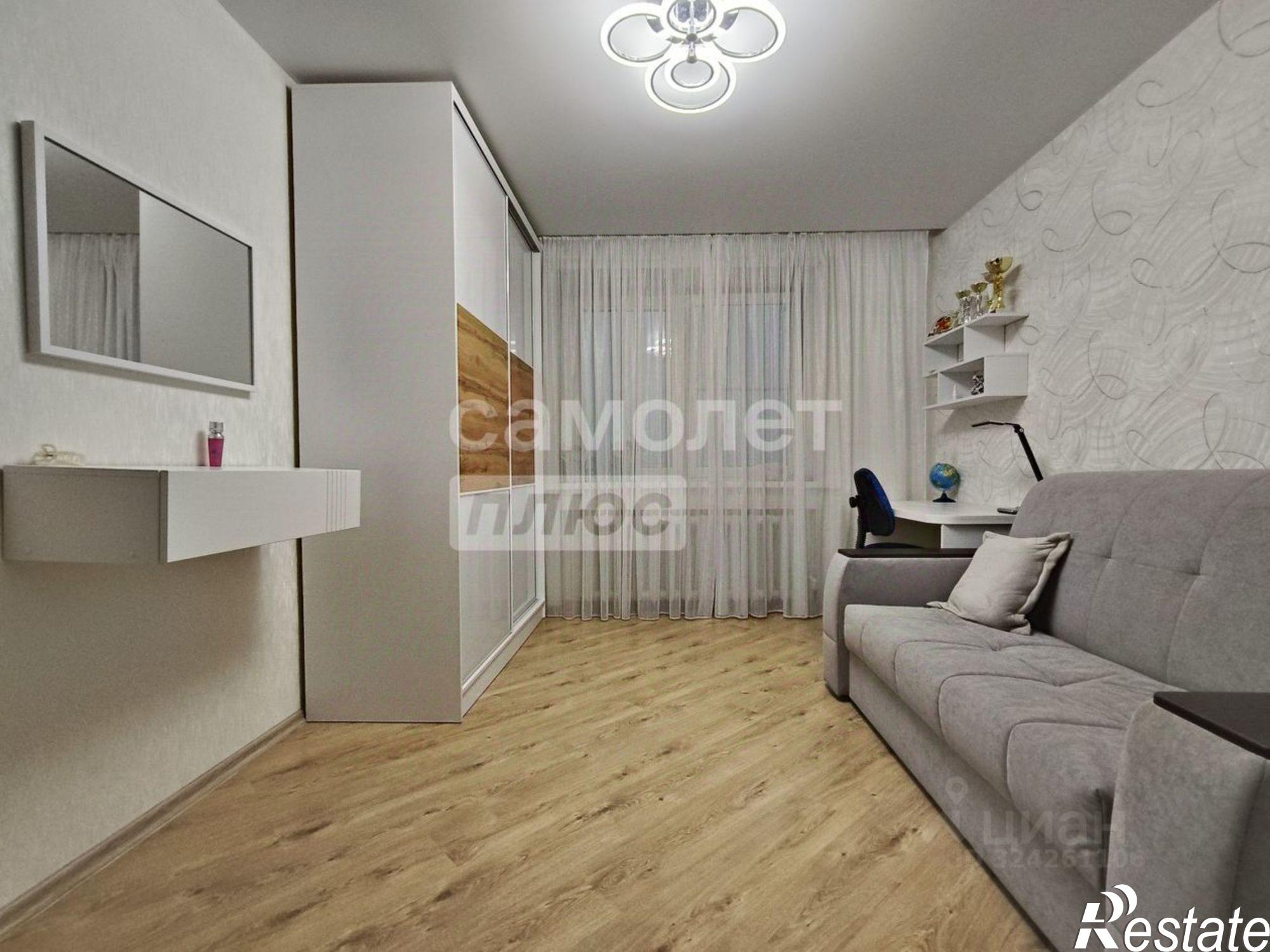 Купить квартиру за 10 800 000 рублей на ул Славянова Н.Г., 3