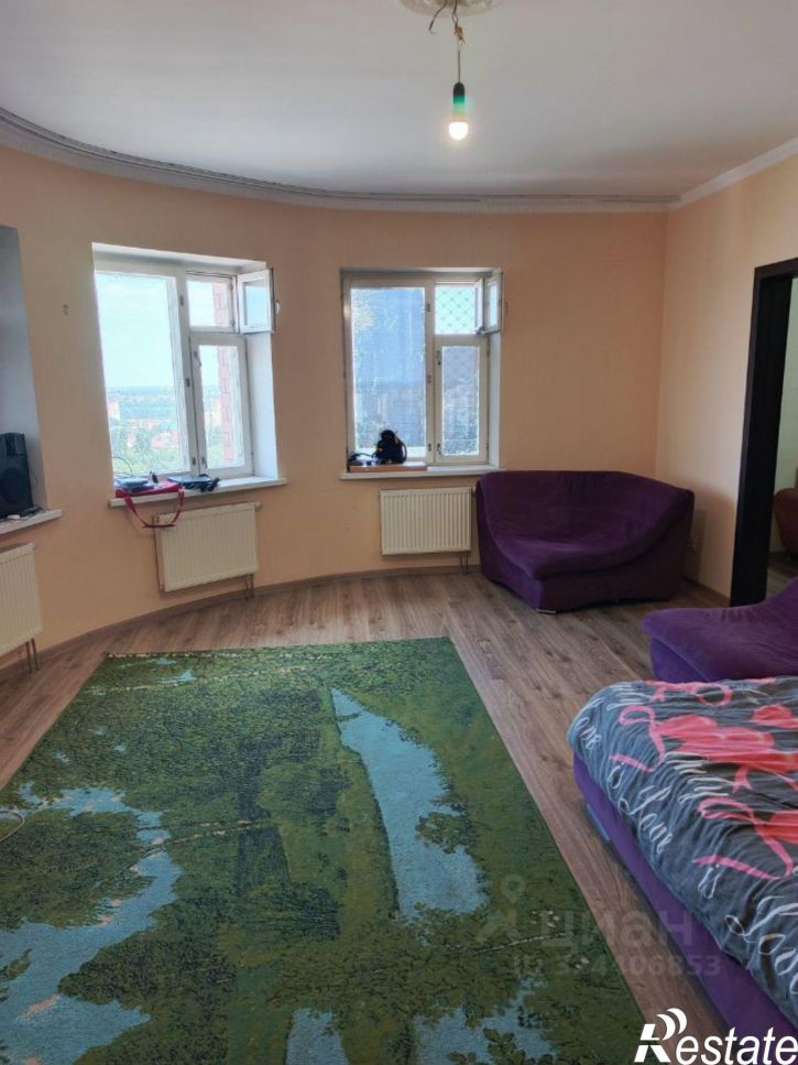 3-комн квартира проспект Победы, 20,  д. 20