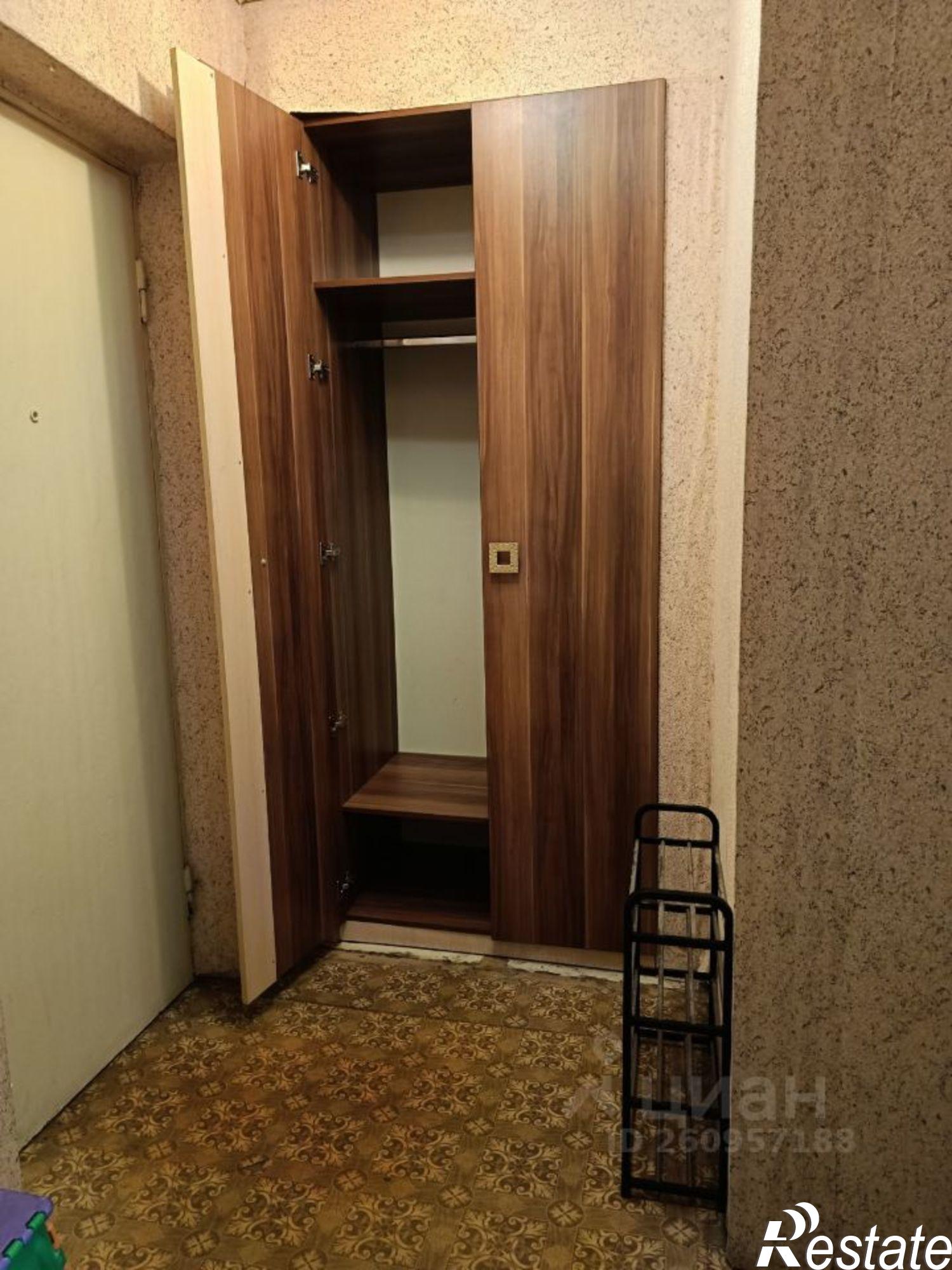 Сдать квартиру за 12 000 рублей на проспект Победы, 19