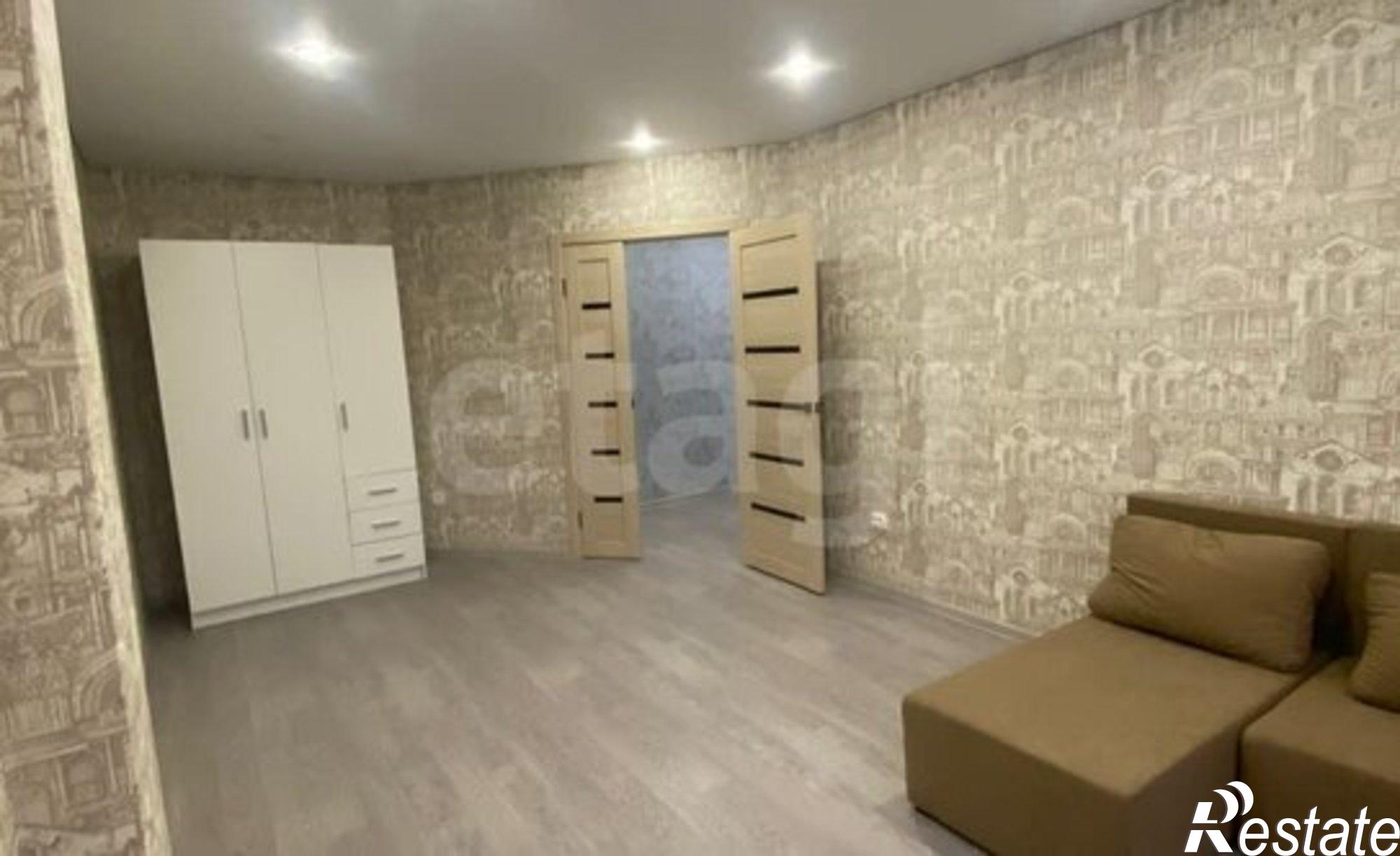 Купить квартиру за 4 500 000 рублей на улица Свиридова, 8А