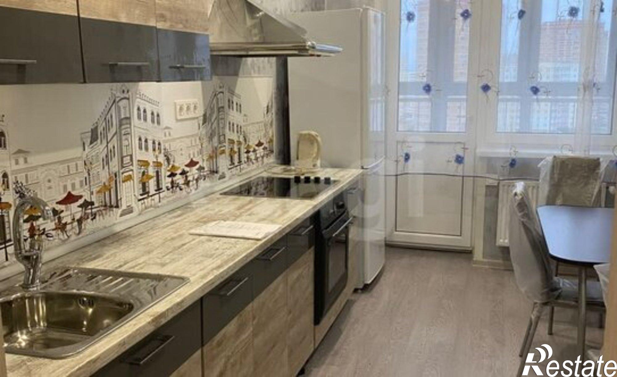 Купить квартиру за 4 500 000 рублей на улица Свиридова, 8А