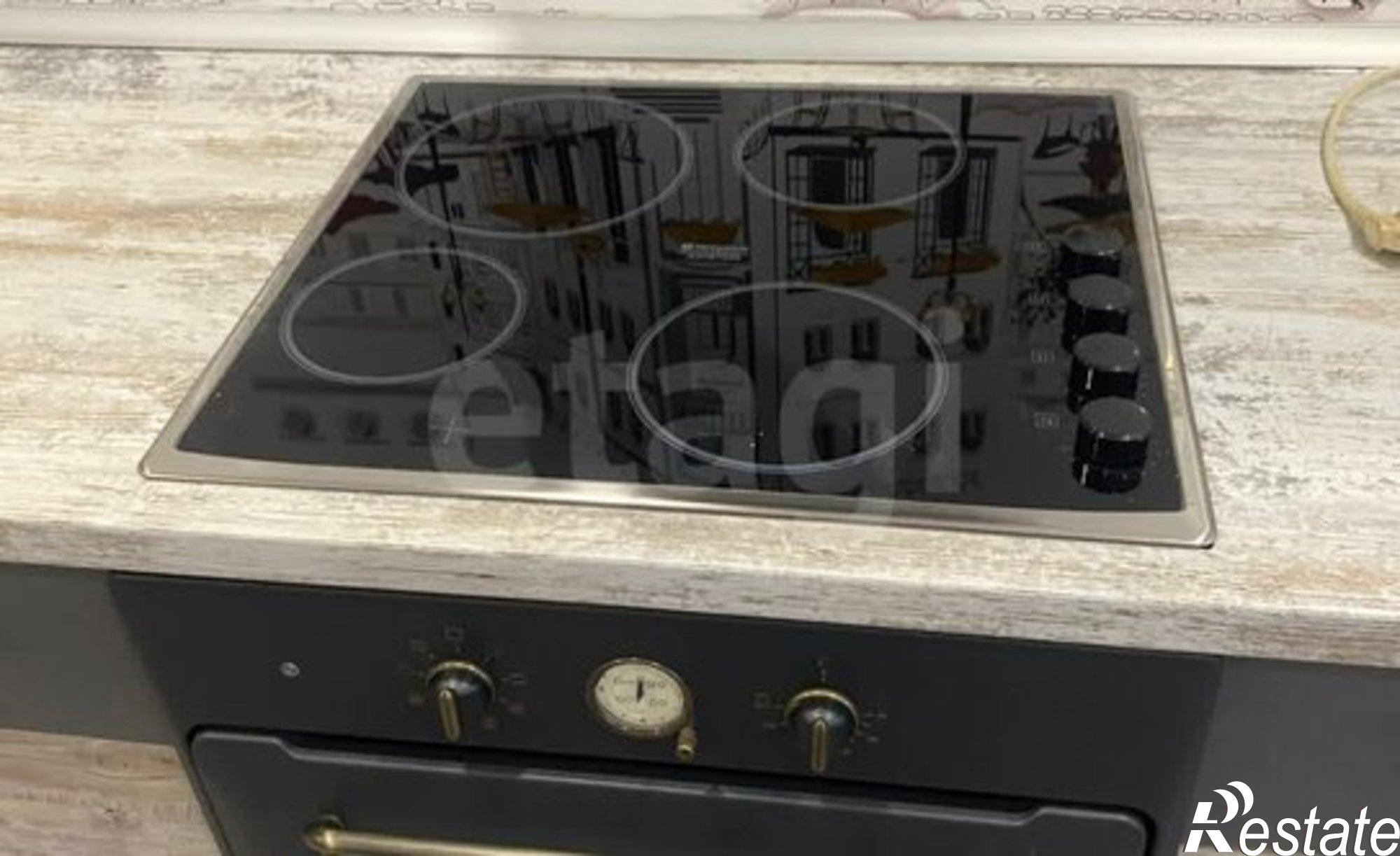 Купить квартиру за 4 500 000 рублей на улица Свиридова, 8А