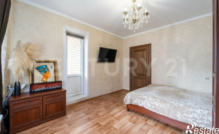 2-комн квартира улица Свиридова, 17,  д. 17