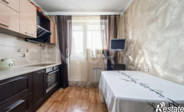 2-комн квартира улица Свиридова, 17,  д. 17