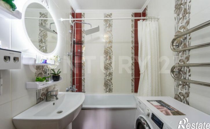 2-комн квартира улица Свиридова, 17,  д. 17