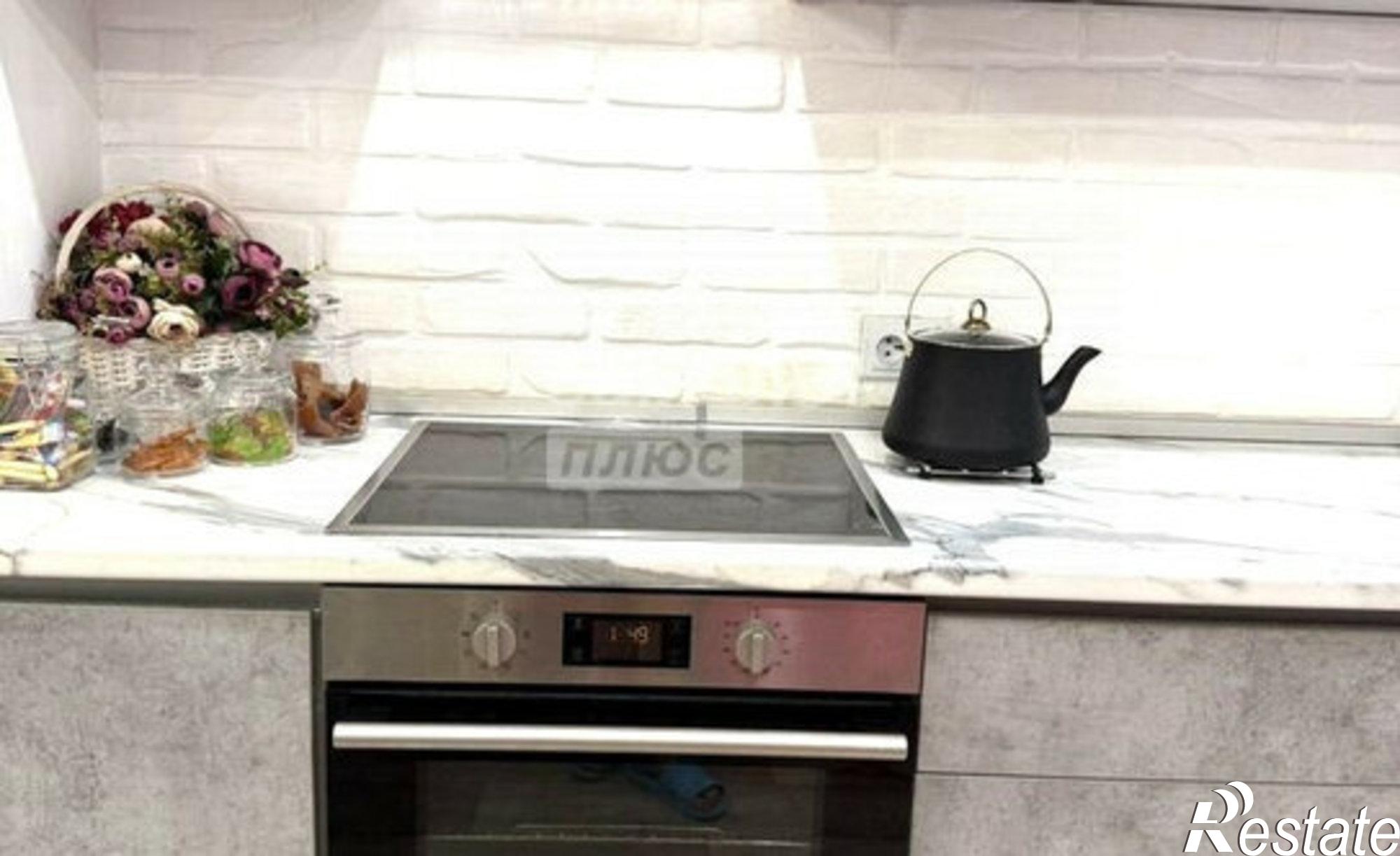 Купить квартиру за 8 550 000 рублей на улица Свиридова, 10