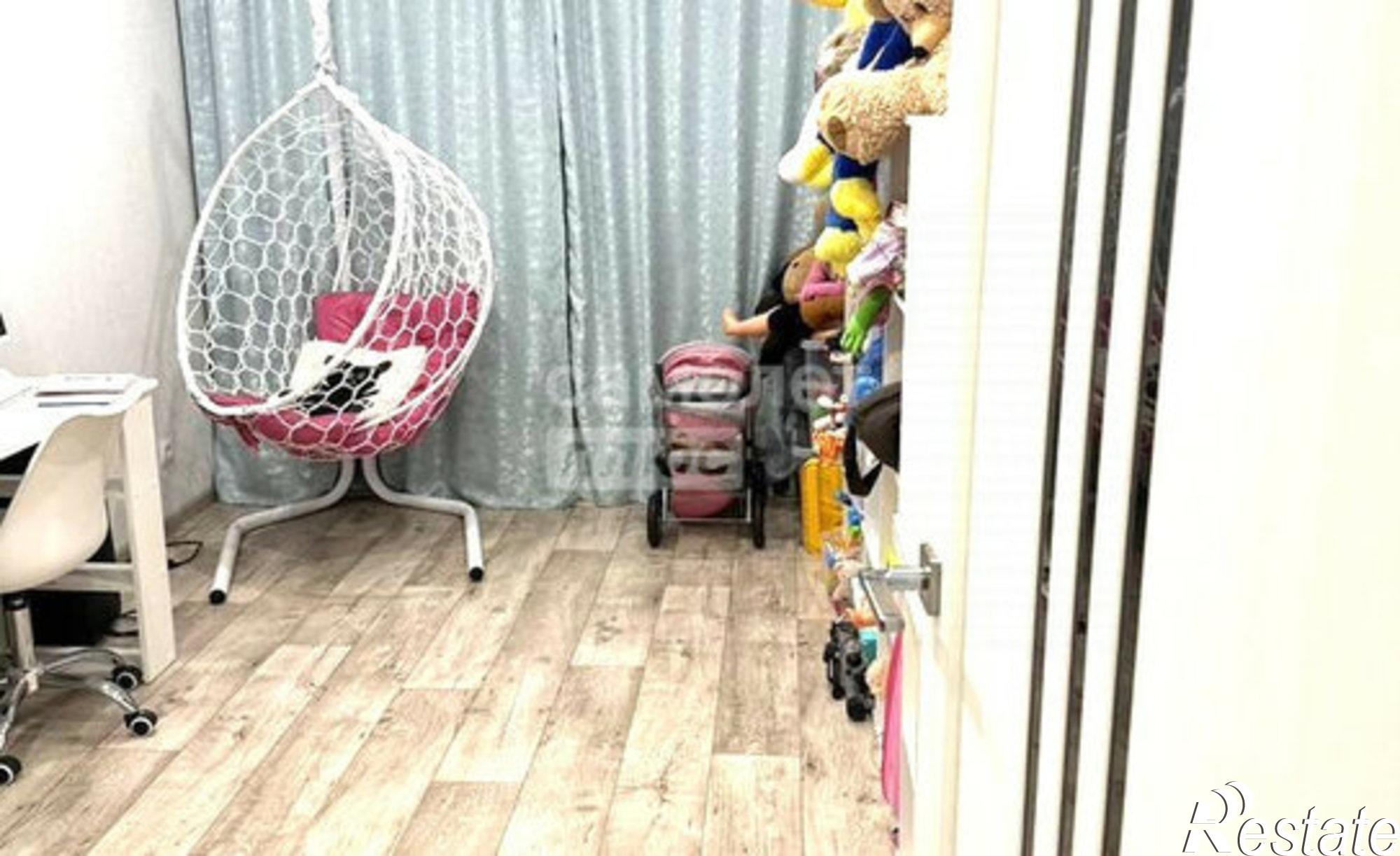 Купить квартиру за 8 550 000 рублей на улица Свиридова, 10