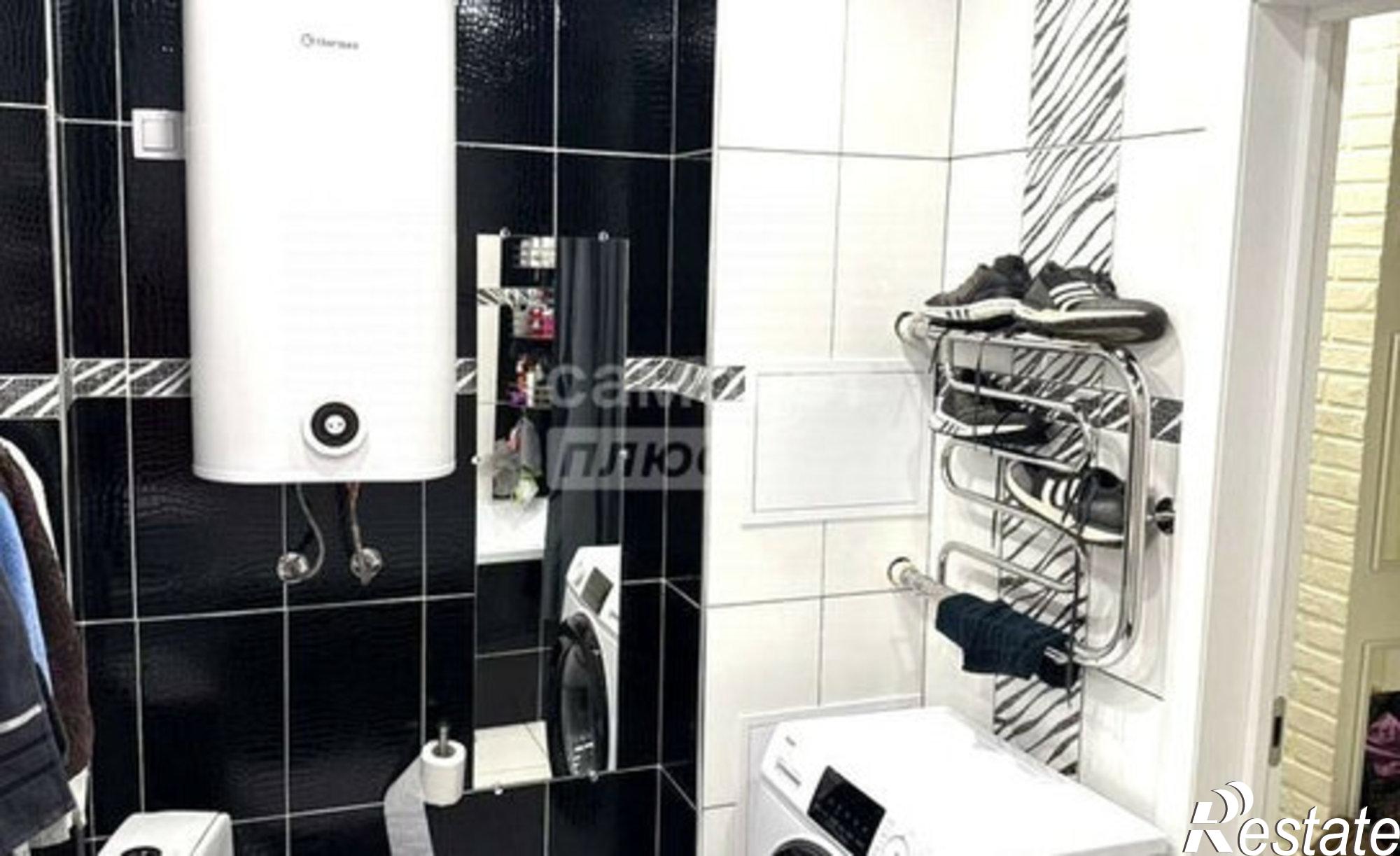 Купить квартиру за 8 550 000 рублей на улица Свиридова, 10