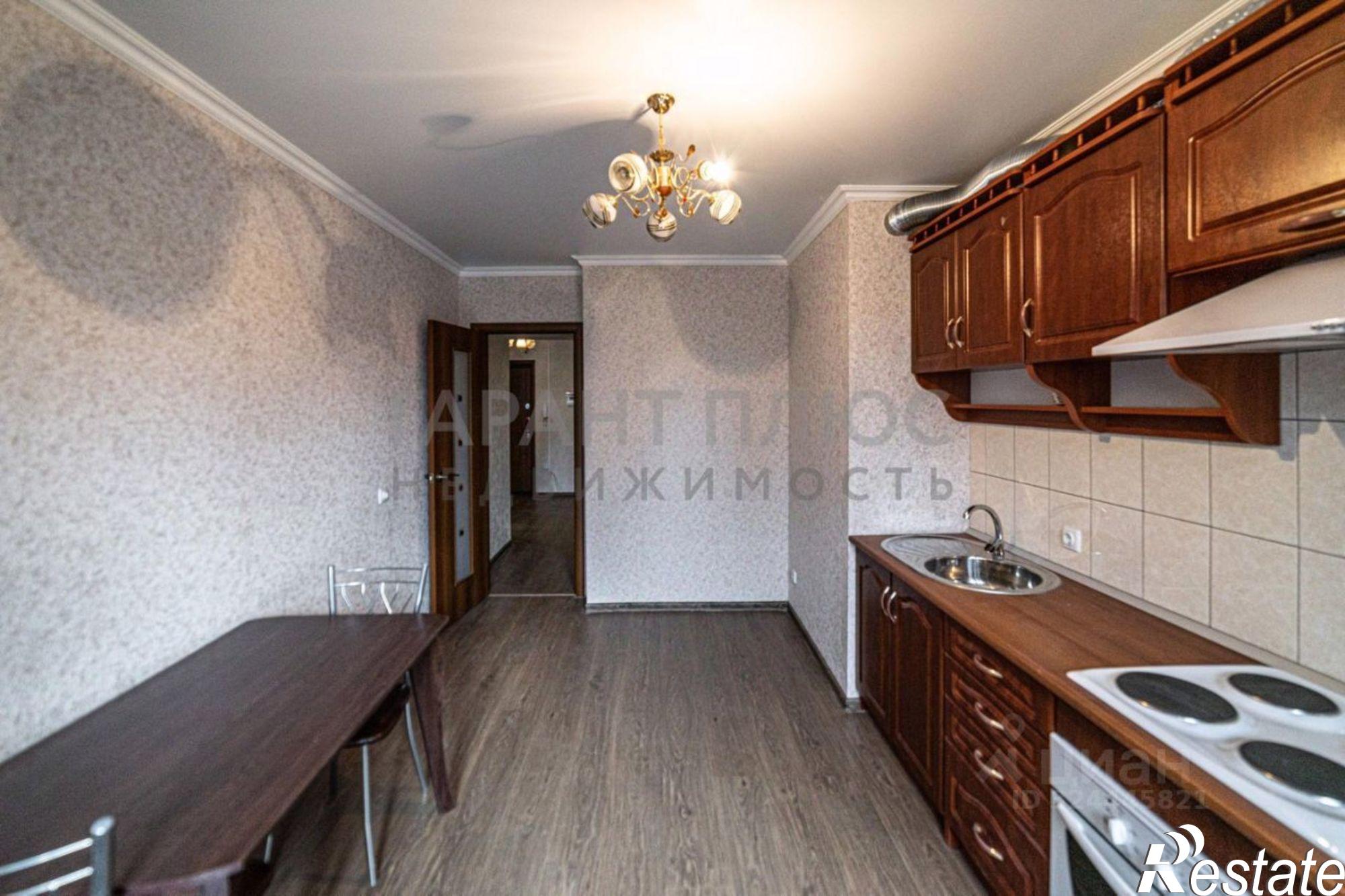 Сдать квартиру за 15 000 рублей на Елецкое шоссе, 3