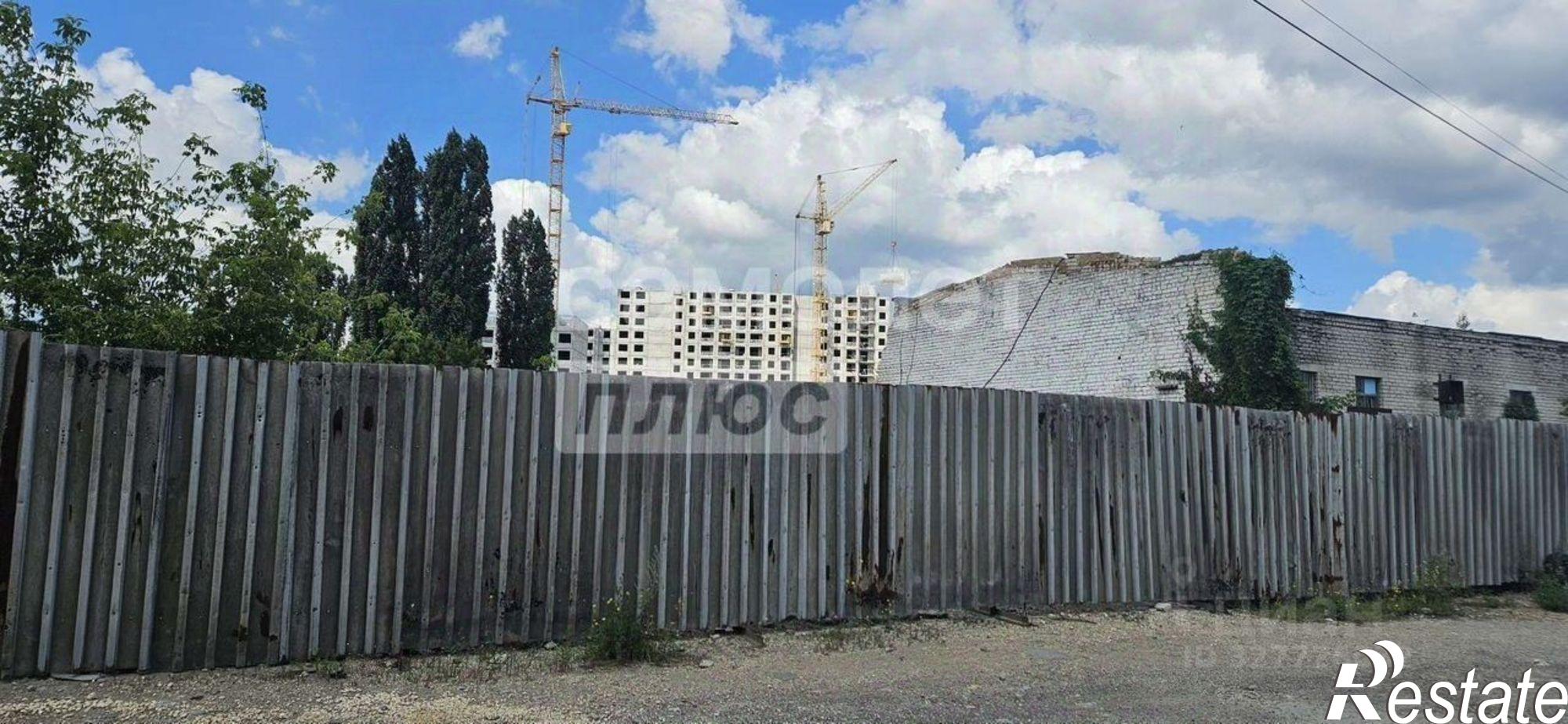 Купить гараж, место в паркинге за 2 750 040 рублей на ул Механизаторов, 17В