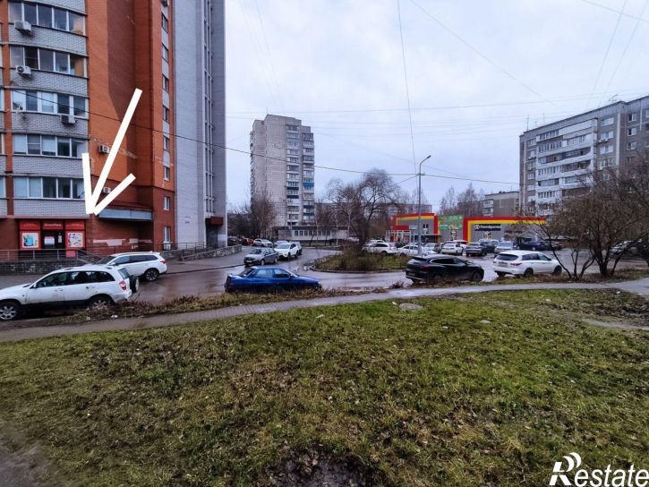 Торговое помещение б-р Сергея Есенина, 5,  д. 5