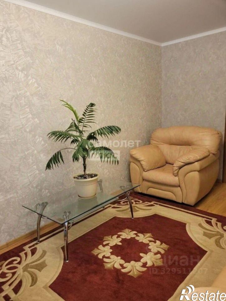 4-комн квартира ул А.Г. Стаханова, 42а,  д. 42а