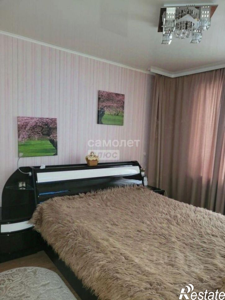 4-комн квартира ул А.Г. Стаханова, 42а,  д. 42а