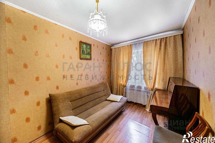 3-комн квартира пр-кт Победы, 27,  д. 27
