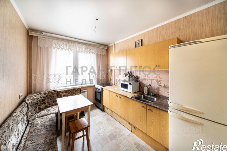 3-комн квартира пр-кт Победы, 27,  д. 27